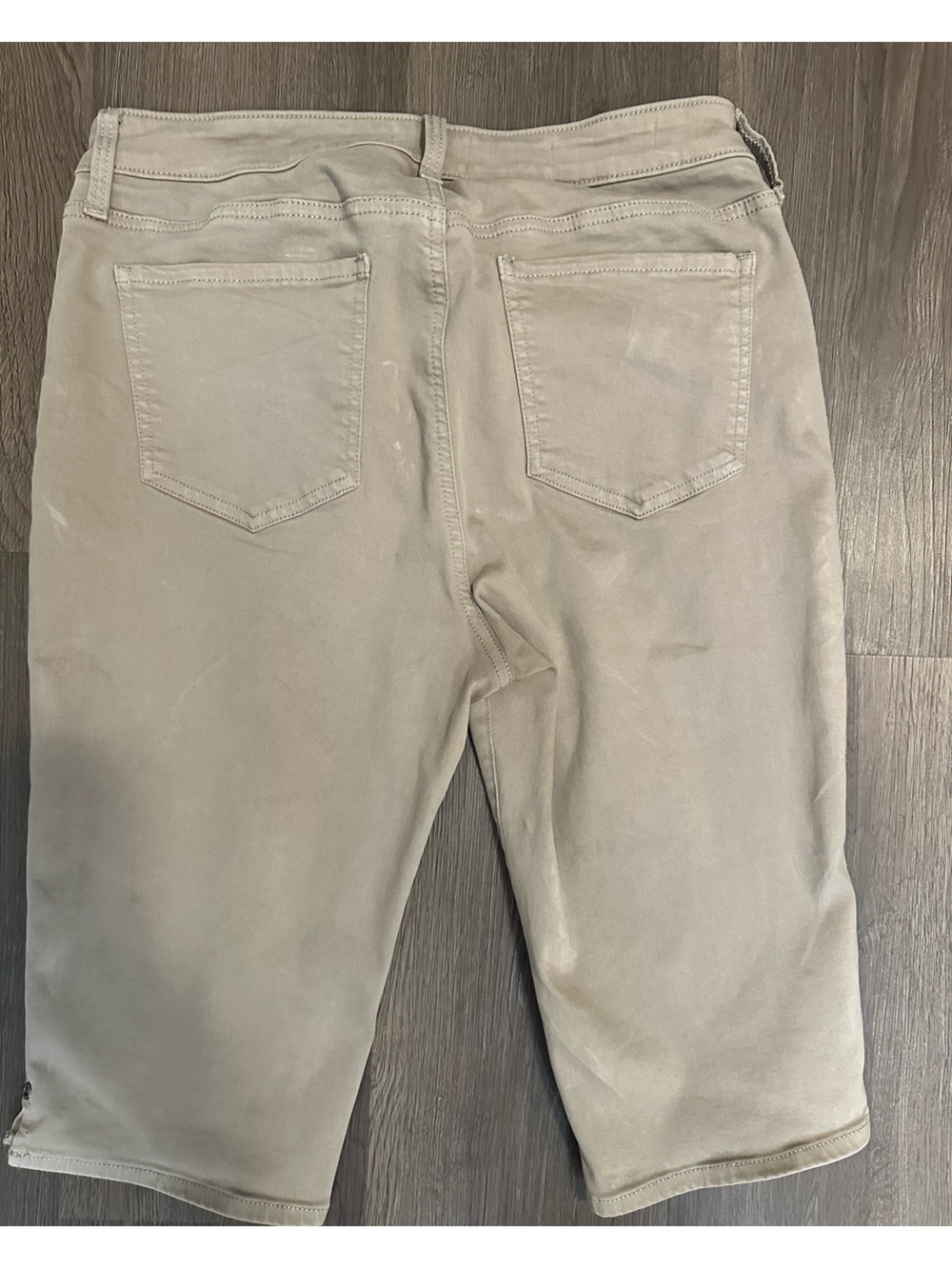 NYDJ Sophie Capri Khaki Tan Stretch Jeans Size 8 - Picture 4 of 7
